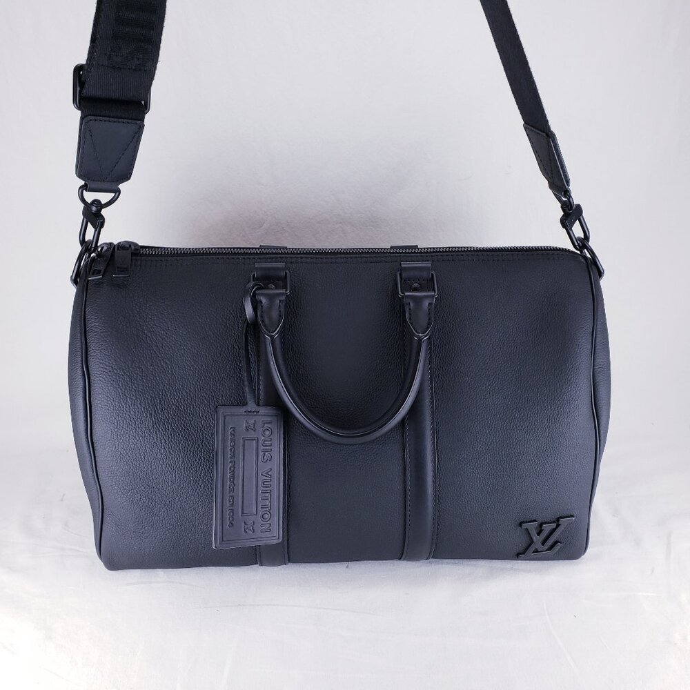 Louis Vuitton Aerogram Keepall 40 Bandouliere Black Taurillon Leather Travel Bag
